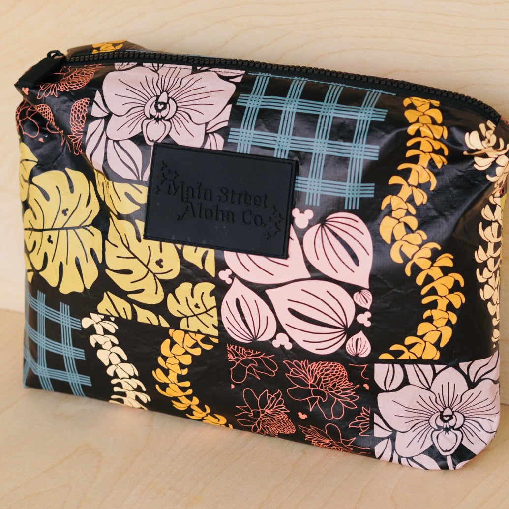 MIH Black Zipper Pouch