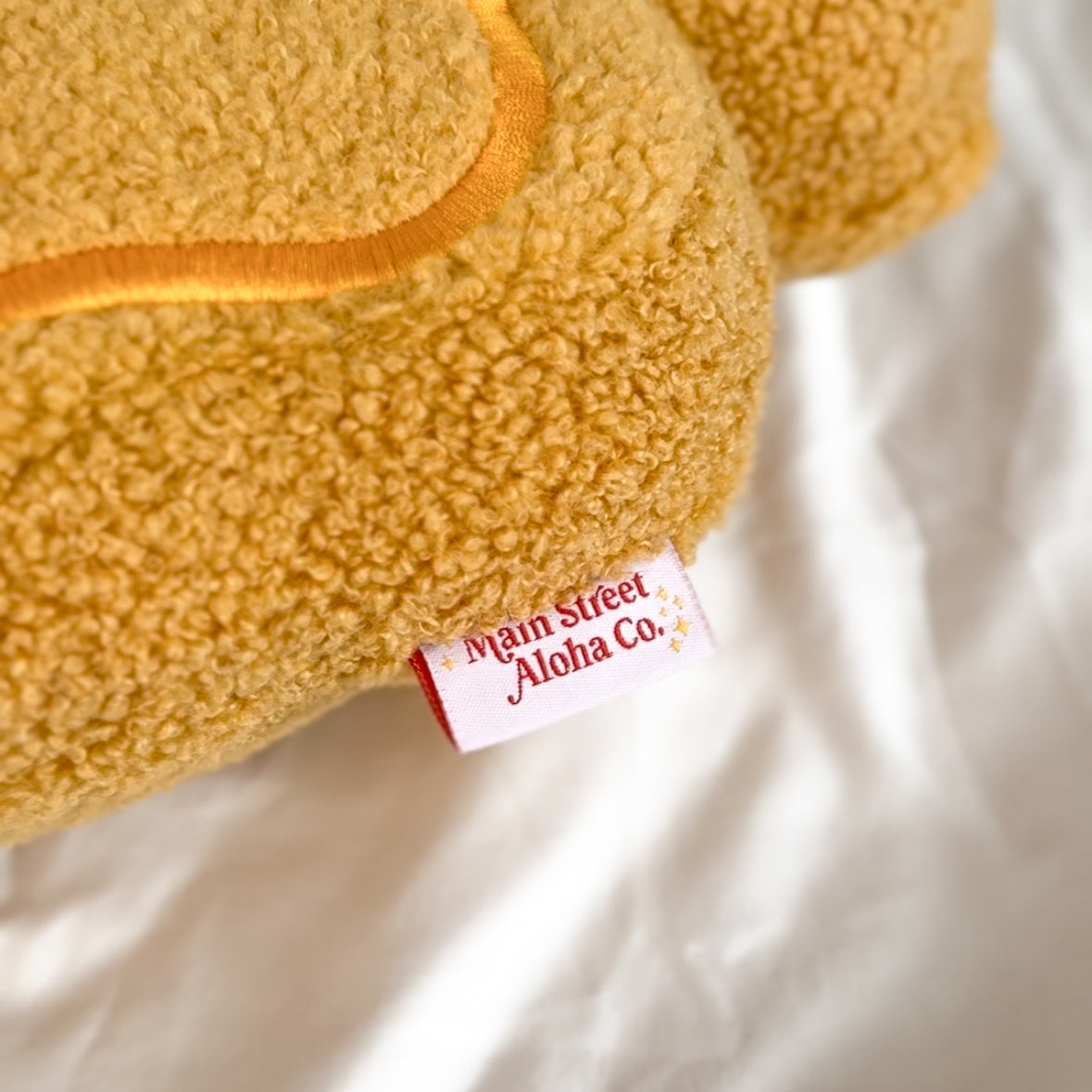 Puakenikeni Pillow