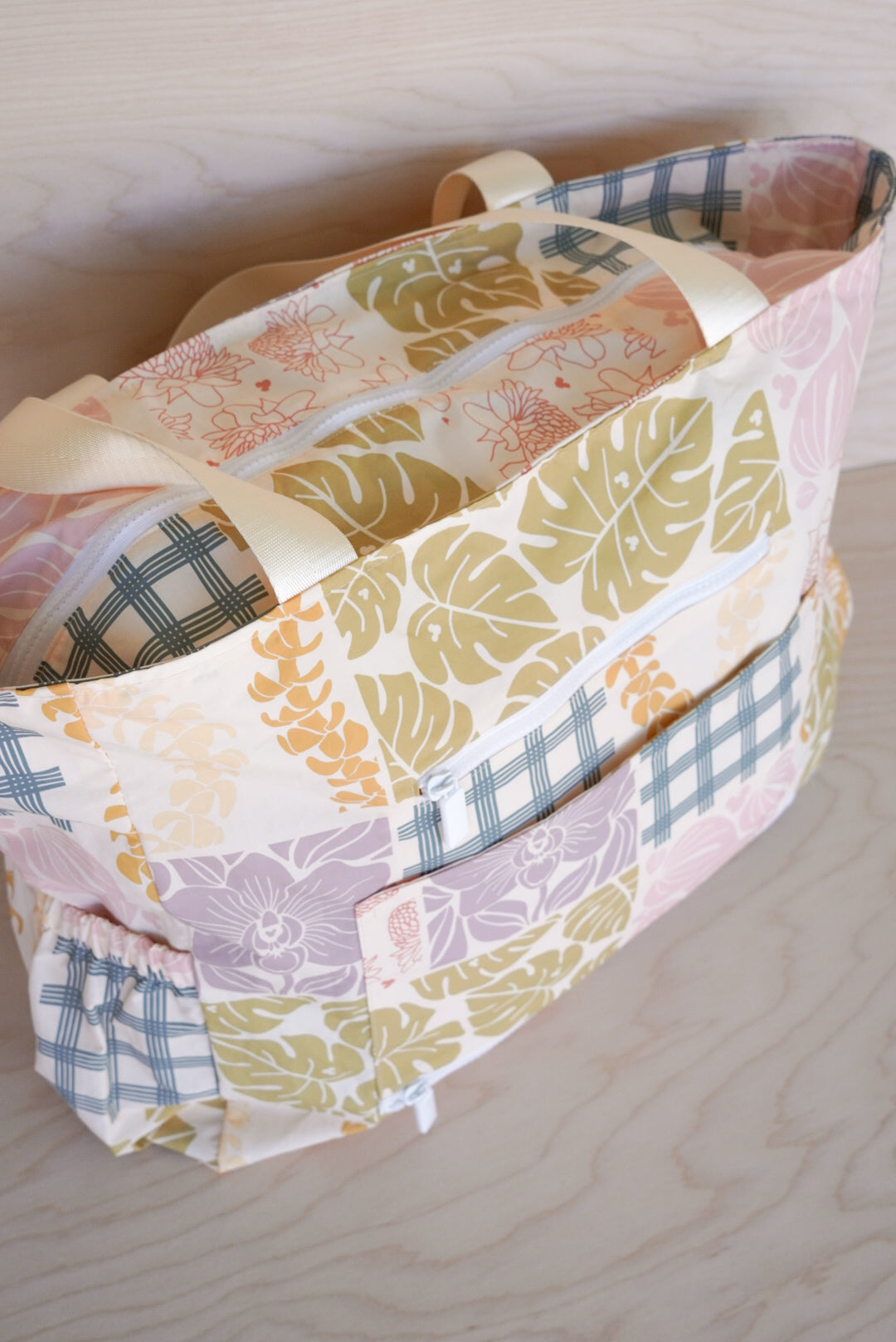Made in Hawaii Nylon Travel Tote