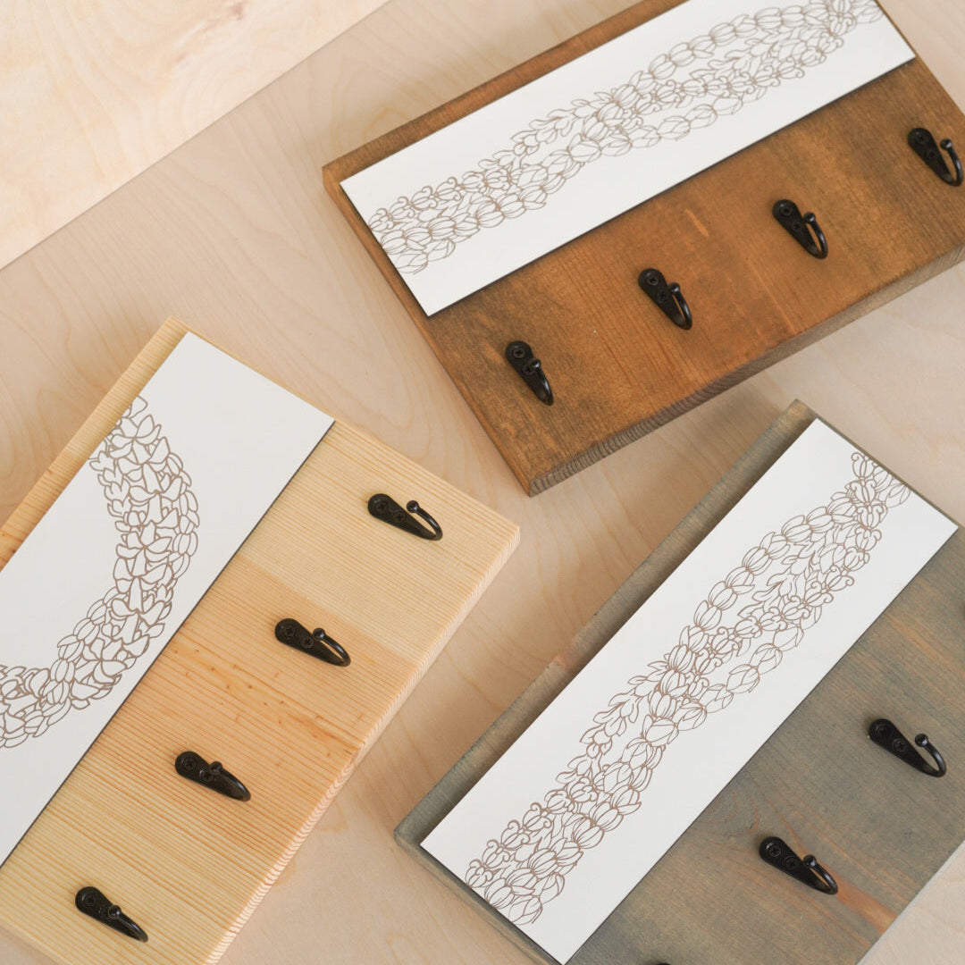 Curved Lei Key Rack